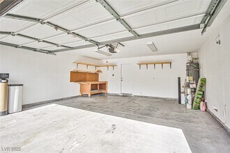 5128 Fall Meadows Ave in Las Vegas, NV - Building Photo - Building Photo