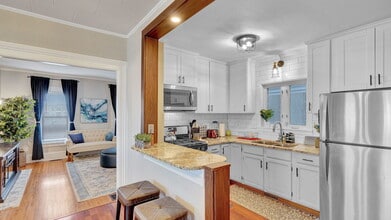 15 Averill Ave in Rochester, NY - Building Photo - Building Photo