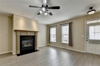 4406 Village Field Place in Suwanee, GA - Building Photo - Building Photo