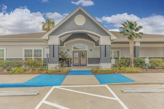 Sierra Royale in Robstown, TX - Building Photo - Building Photo