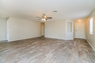 30617 N Desert Star Dr in San Tan Valley, AZ - Building Photo - Building Photo