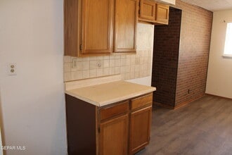 5229 Cornell Ave in El Paso, TX - Building Photo - Building Photo