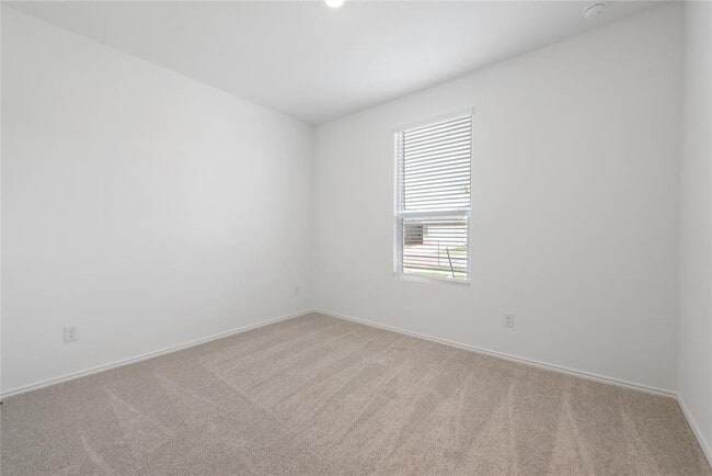 163 Rodney Boat Rd in Niederwald, TX - Building Photo - Building Photo