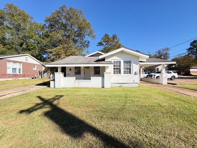 211 S Bonner St in Ruston, LA - Building Photo - Building Photo