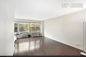 435 E 65th St-Unit -3B in New York, NY - Foto de edificio - Building Photo