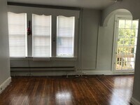 201 E 33rd St photo'