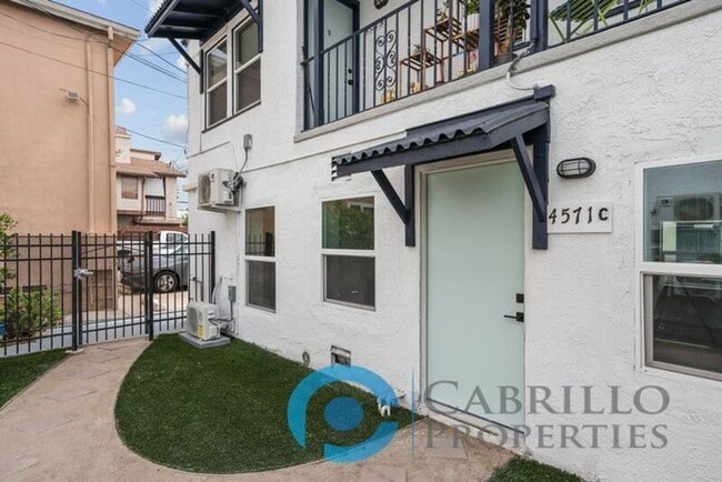 property at 4571 North Ave