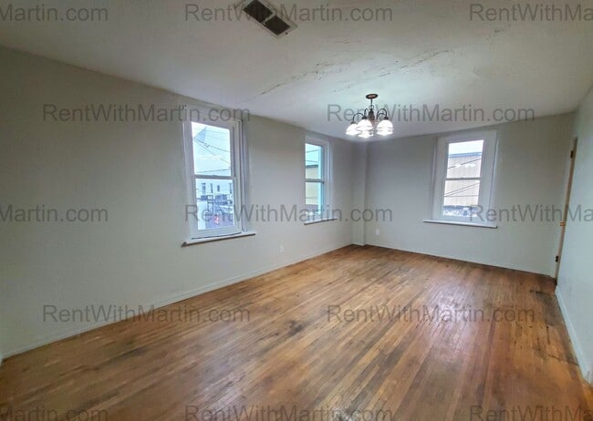 property at 9 N Frederick Ave