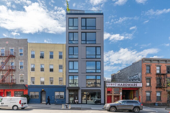 550 Metropolitan Ave in Brooklyn, NY - Building Photo - Building Photo