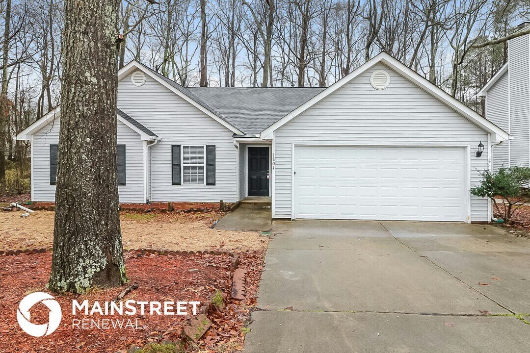 1804 Balfour Downs Cir in Fuquay Varina, NC - Building Photo