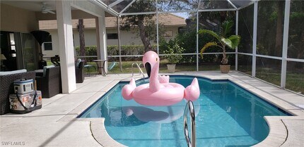 2063 Imperial Cir in Naples, FL - Building Photo - Building Photo