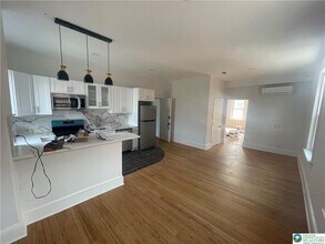 701 Main St in Slatington, PA - Building Photo - Building Photo