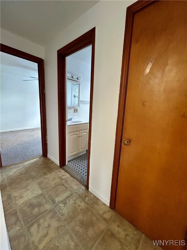 23 Latona Ct in Buffalo, NY - Foto de edificio - Building Photo