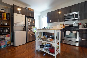 25 Marney St, Unit 2 in Cambridge, MA - Building Photo - Building Photo