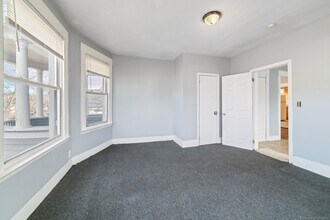 705 Dixwell Ave in New Haven, CT - Building Photo - Building Photo