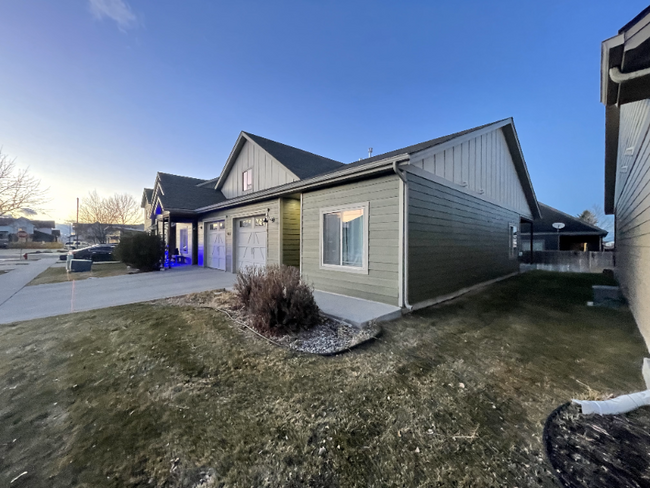 4379 Brookside Ln in Bozeman, MT - Building Photo - Building Photo