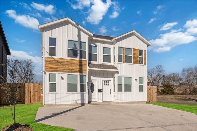 7710 Independence St in Houston, TX - Building Photo - Building Photo