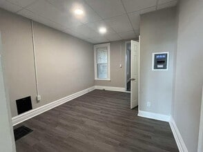 131 E Baltimore St in Hagerstown, MD - Building Photo - Building Photo