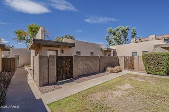 231 N Robson in Mesa, AZ - Building Photo - Building Photo