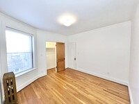 1628 W Rascher Ave, Unit 2 in Chicago, IL - Building Photo - Building Photo