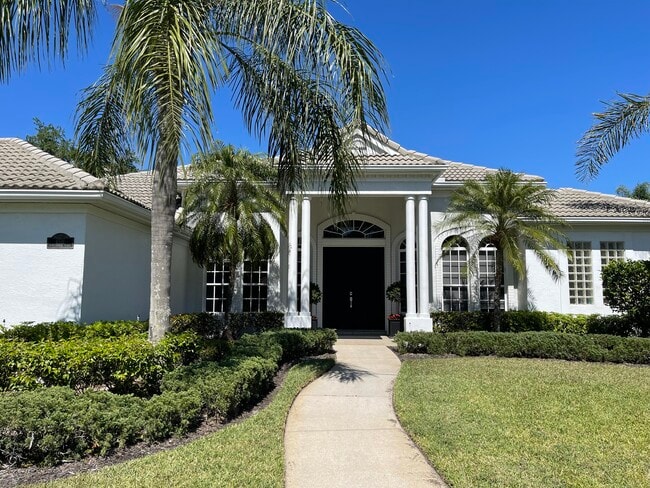 6516 Windjammer Pl in Lakewood Ranch, FL - Building Photo - Building Photo