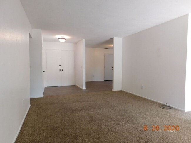 136 Purple Sage Ln in Ridgecrest, CA - Building Photo - Building Photo
