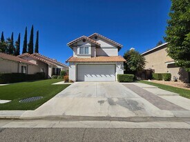 6731 Dove Ln in Riverside, CA - Building Photo