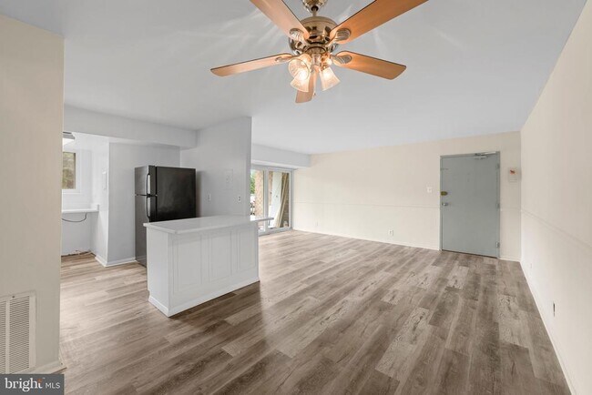 3704 N Rosser St in Alexandria, VA - Building Photo - Building Photo