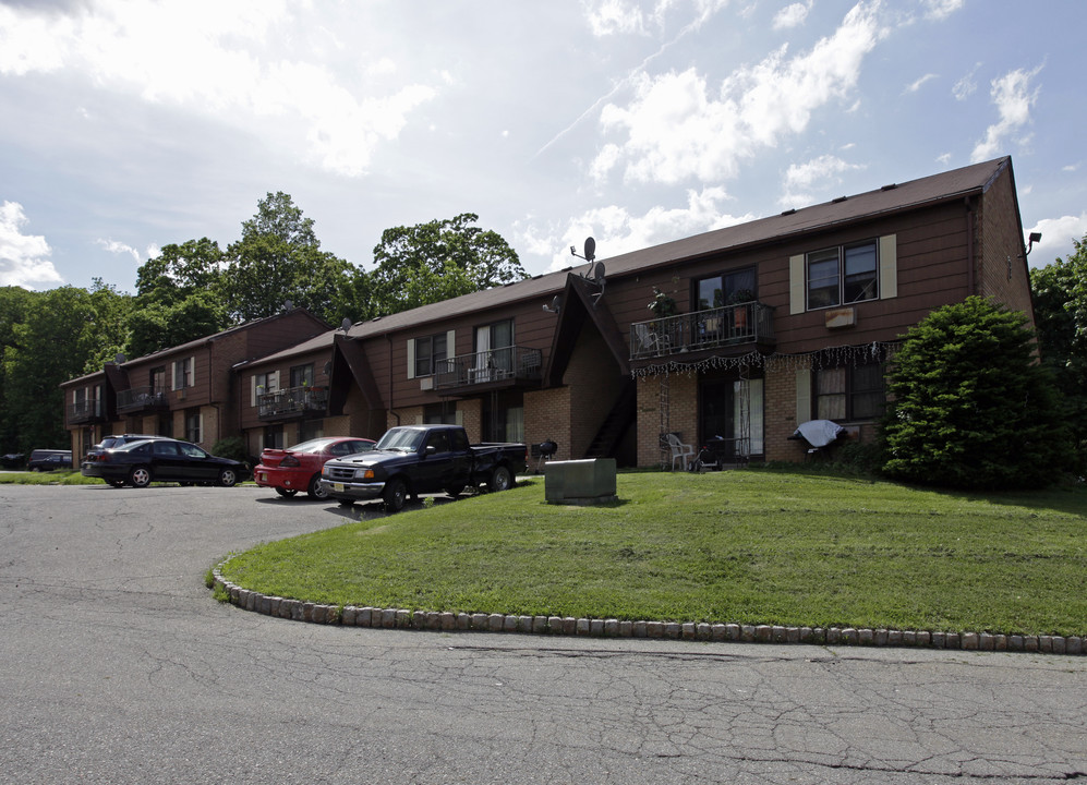 Victory Hills East in Dover, NJ - Building Photo