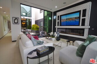 838 California Ave in Los Angeles, CA - Building Photo - Building Photo