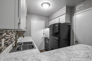 Cantera Apartment Homes in Carrollton, TX - Building Photo