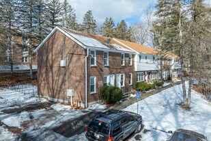 144-208 Columbus St in Fitchburg, MA - Building Photo