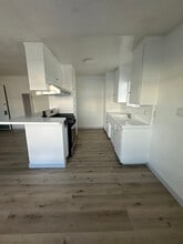 730 - 740 W. 214th Street in Torrance, CA - Building Photo - Building Photo