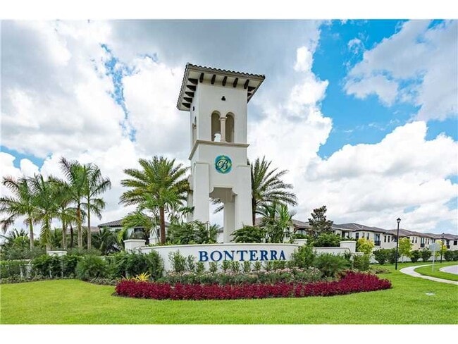 property at 9332 W 33rd Ln