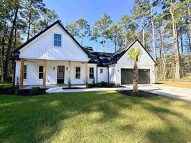 459 Boundary Loop Rd NW in Calabash, NC - Building Photo