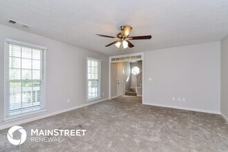 2935 Emerson Lake Dr in Snellville, GA - Building Photo - Building Photo