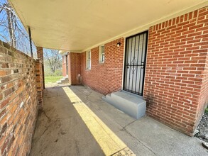 3161 Gilmore Rd in Memphis, TN - Foto de edificio - Building Photo
