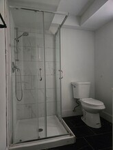 2325 W Rice St in Chicago, IL - Foto de edificio - Building Photo