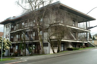 Norton Apartments in Everett, WA - Foto de edificio - Other