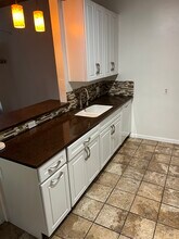 170 Casa St, Unit Apt. A in San Luis Obispo, CA - Foto de edificio - Building Photo