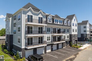 6461 US-9 in Howell, NJ - Building Photo