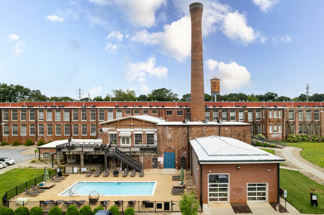 Arcadia Station Lofts in Spartanburg, SC - Foto de edificio