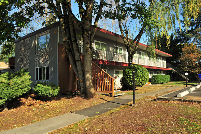 3750 SE 162nd Ave in Portland, OR - Building Photo - Building Photo