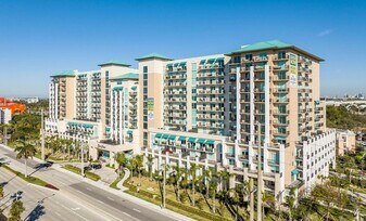 601 E Dania Beach Blvd, Unit 221 in Dania Beach, FL - Building Photo