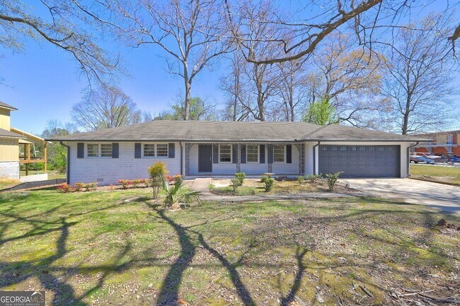 property at 469 Dogwood Dr NW