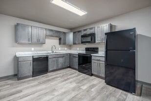 Deadwood Ridge Apartments in Deadwood, SD - Building Photo