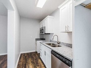 1151 Kentucky St, Unit 1 in Bowling Green, KY - Foto de edificio - Building Photo