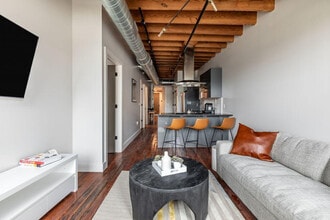 315 Girod St in New Orleans, LA - Building Photo - Building Photo