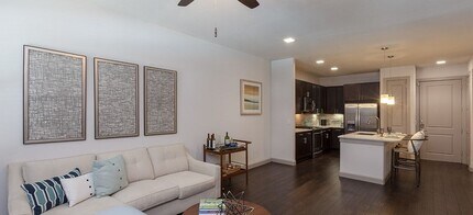 1399 W Cavalcade St in Houston, TX - Building Photo - Building Photo