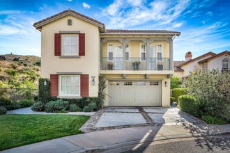 4694 Luna Ct in Calabasas, CA - Building Photo - Building Photo